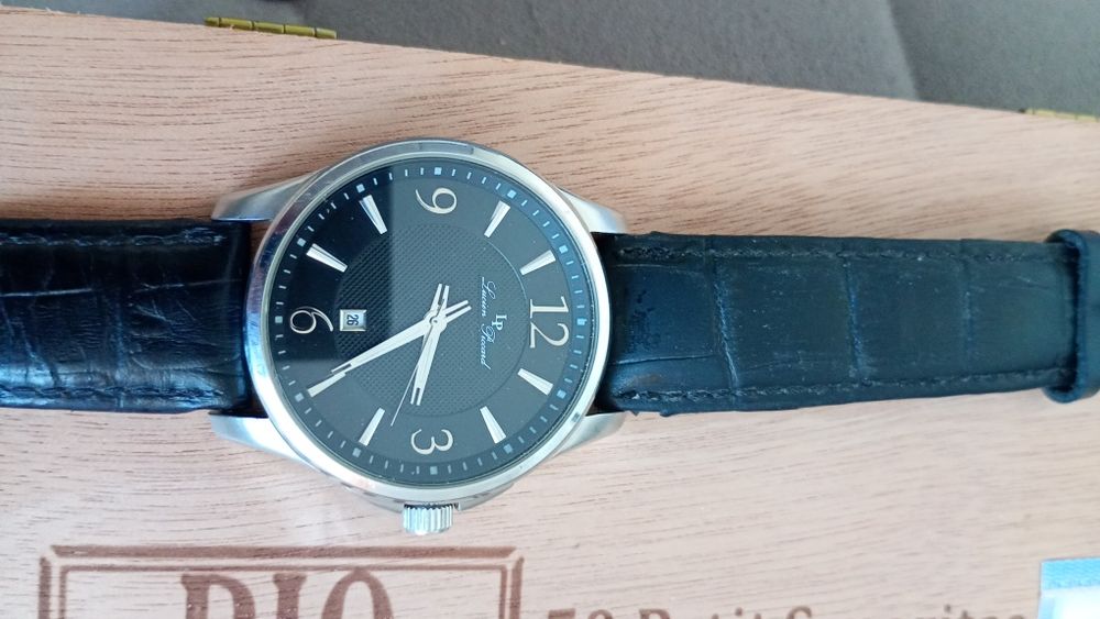 Ceas Lucien Piccard cuartz. 160 roni.Usor negociabil