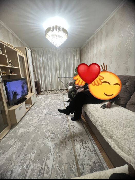 Продам улучшенную 2-х комнатную квартиру. Частично почти вся мебель ос