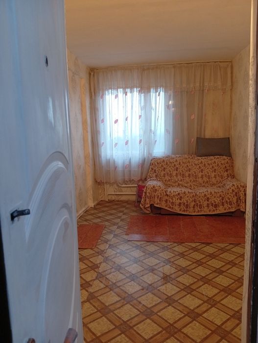 Продаётся Мирзо Улугбек р-н ттз4 опшижития 15800$