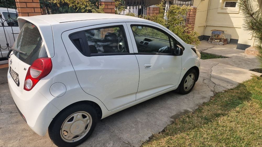 Продаю spark в отличном состоянии