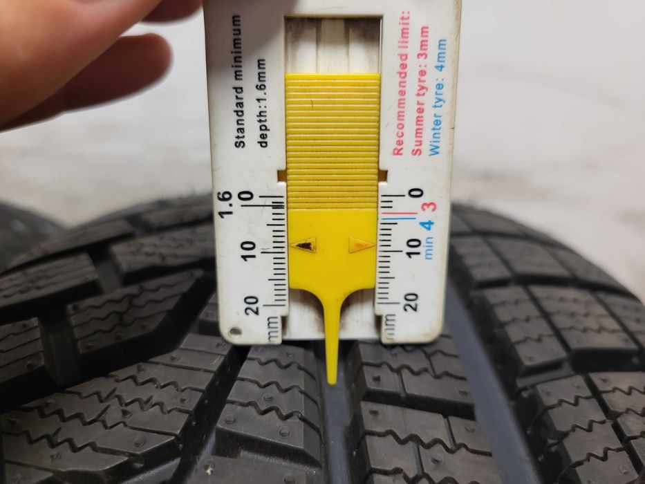 2 бр. 225/60/16 Hankook / нови зимни гуми