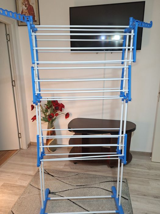 Uscător rufe vertical