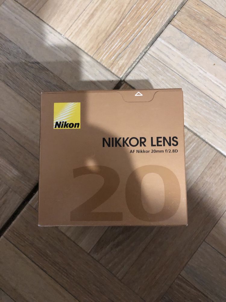 Nikkor Lens AF Nikkor 20mm f/2.8D.Nou !!!