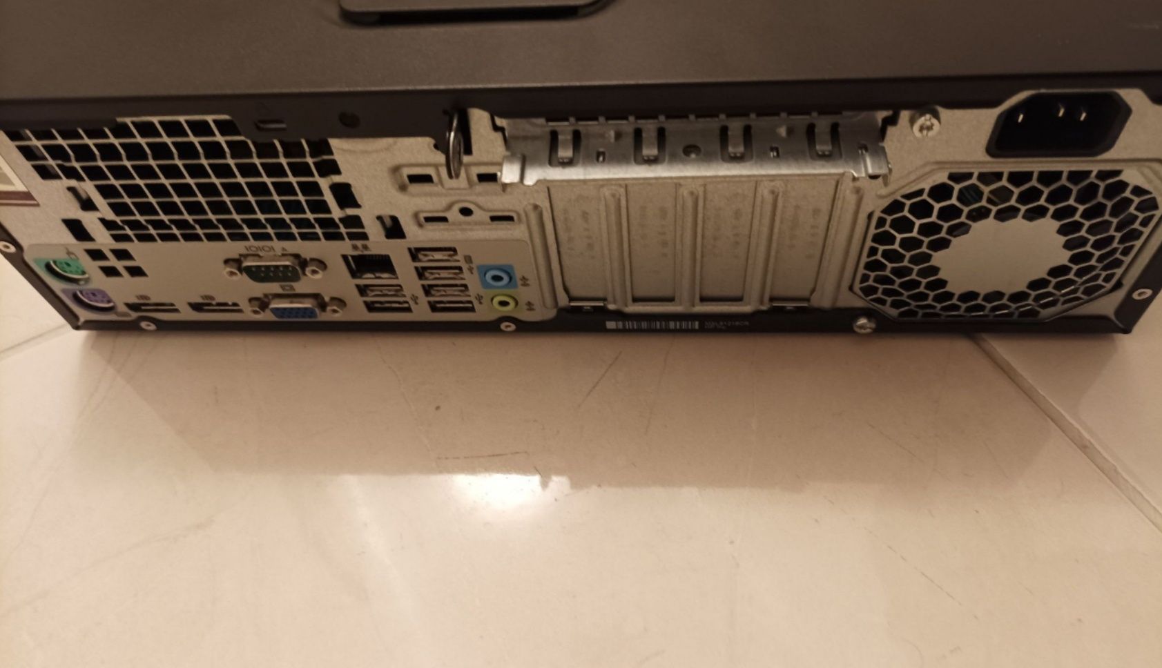 HP EliteDesk 705 G2 SFF, 8GB DDR3, 240 SSD