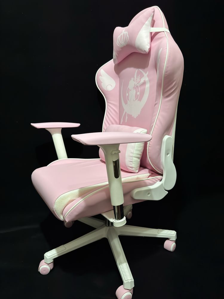 Розовое игровое компьютерное кресло Sailor Moon