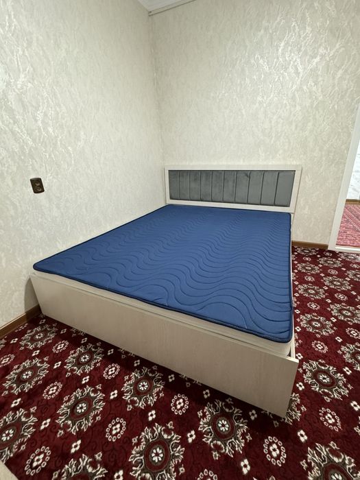 Двухспальный кровать