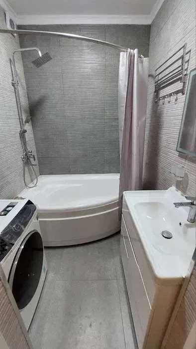 3к/4/9/ Grand Mir Hotel/ Мирабадский рынок/ Капитал Банк
