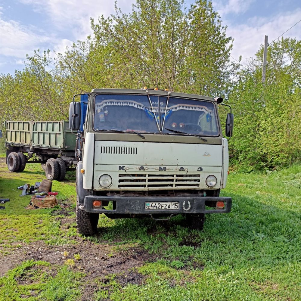 Продам КАМАЗ 5320, в хорошем состоянии с прицепом.
