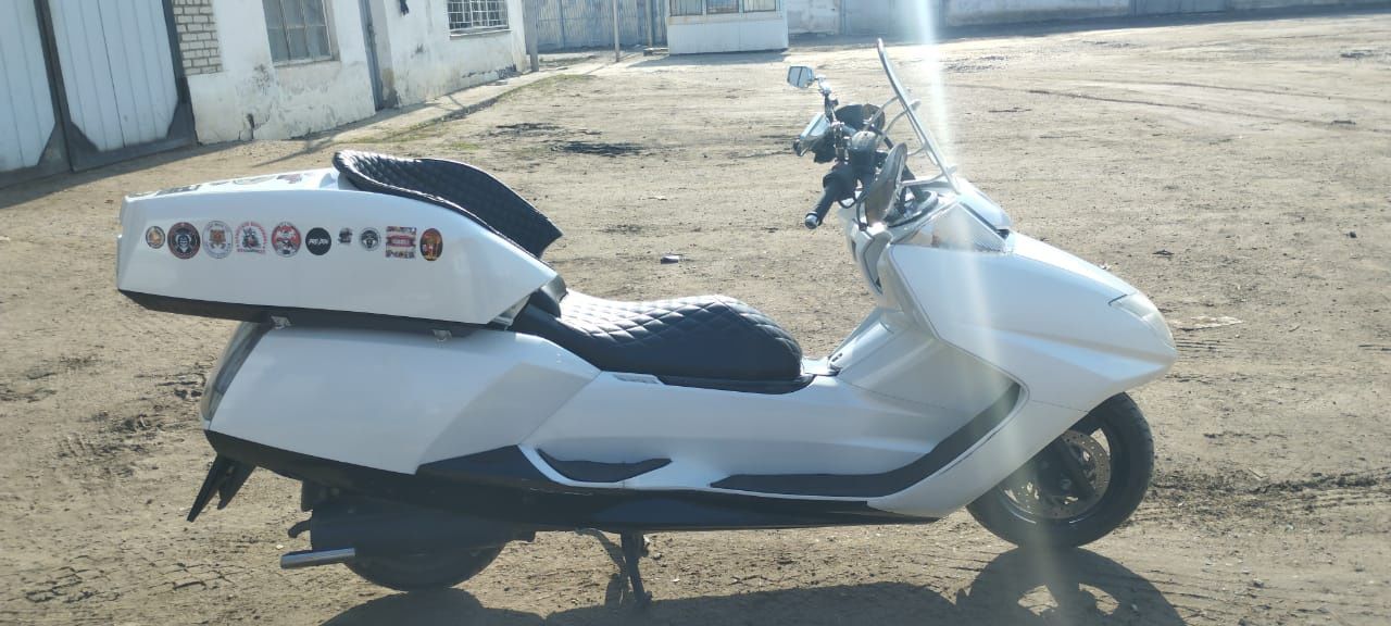 Yamaha Majesty 250