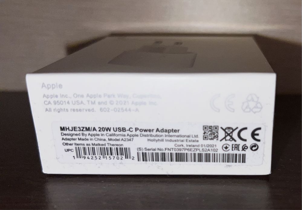 Оригинално зарядно Iphone 16/16 pro/16 pro max ,адаптер 20W type-c