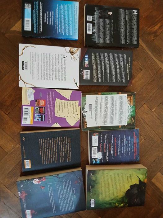 Книги на 50% от коричната цена