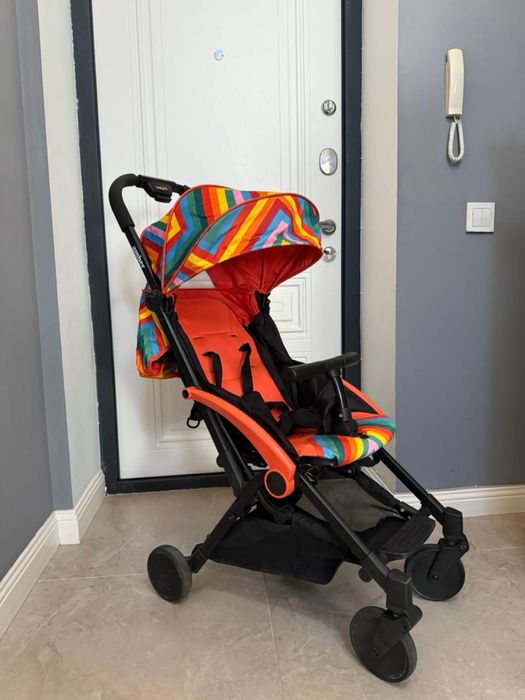 Детская коляска для прогулок