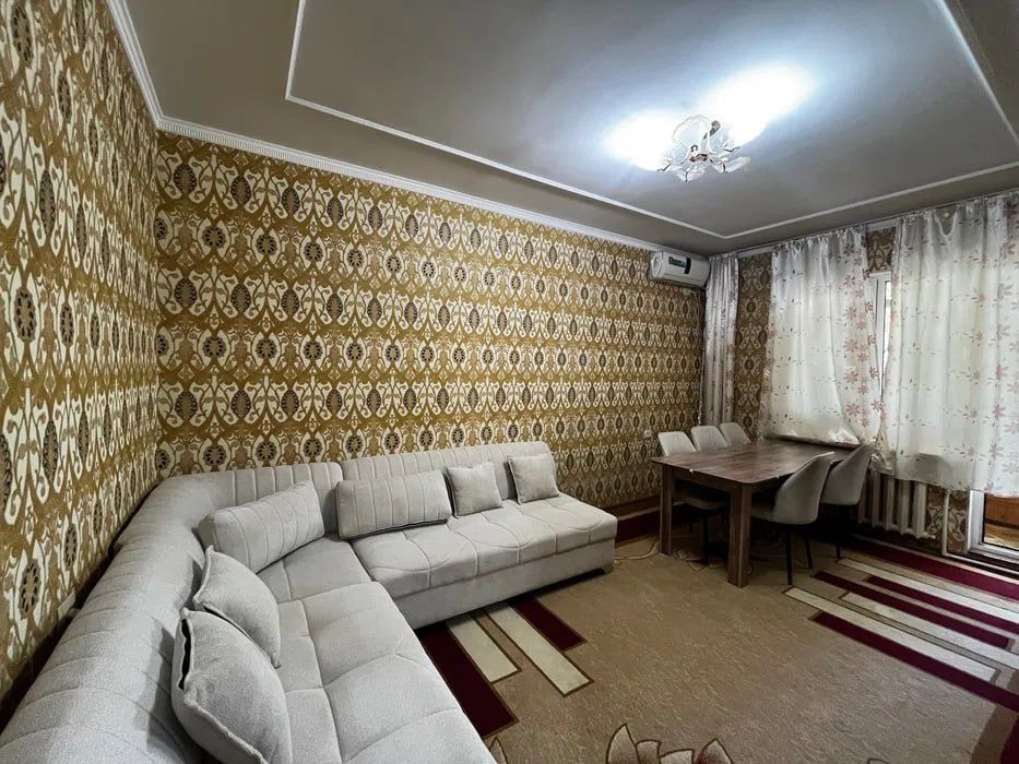 Продам 3в4/4/4 на массиве ТТЗ-2, балкон 1,5х6