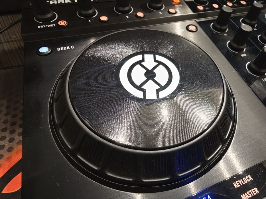 Traktor KONTROL S4