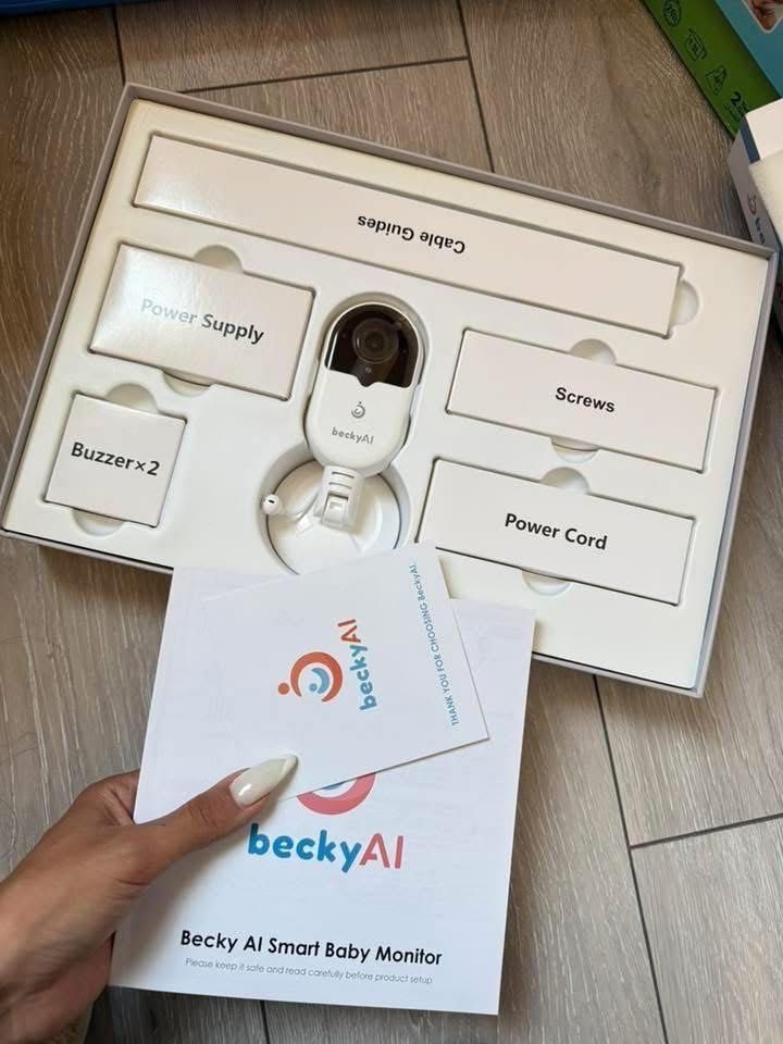 Безконтактен интелигентен бебефон BeckyAI