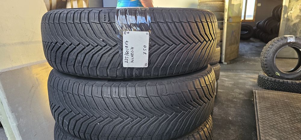 225 60 R 17 Michelin M+S