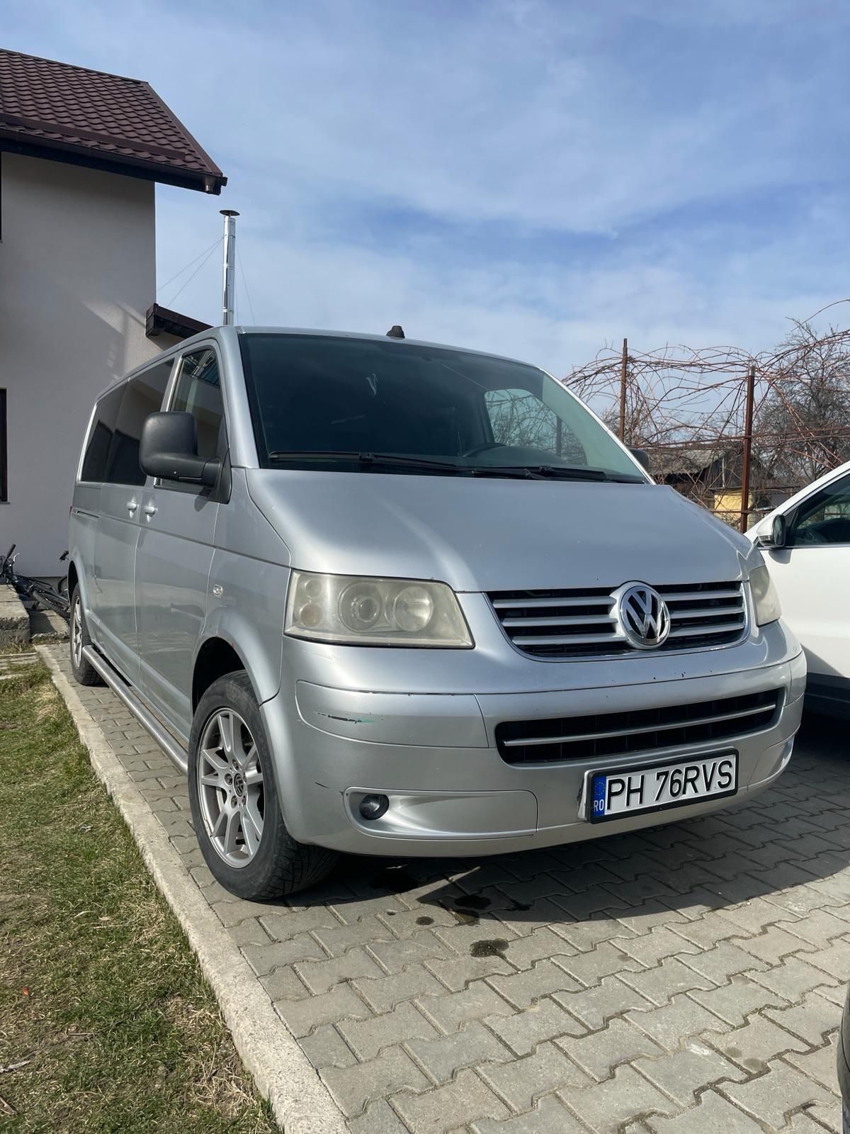 Vand Volkswagen Caravelle 8+1