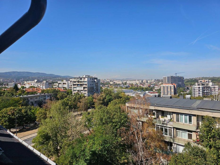 Тристаен апартамент, 134 м2 в Софя , Лагера , огромен хол и панорама