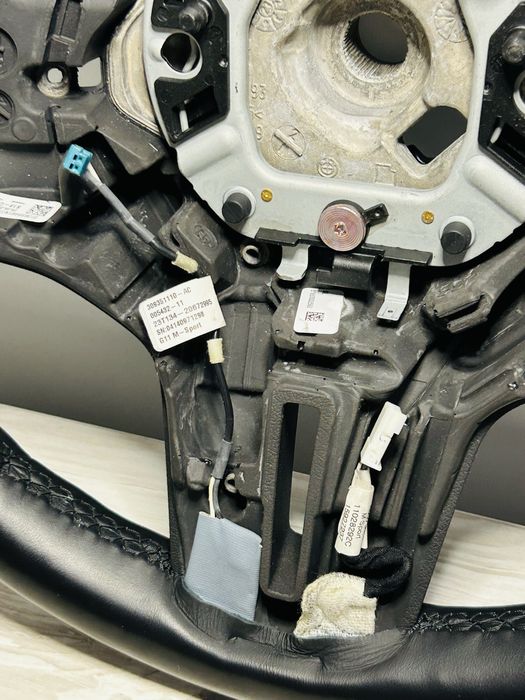 Volan BMW M Sport cu încălzire – Seria G