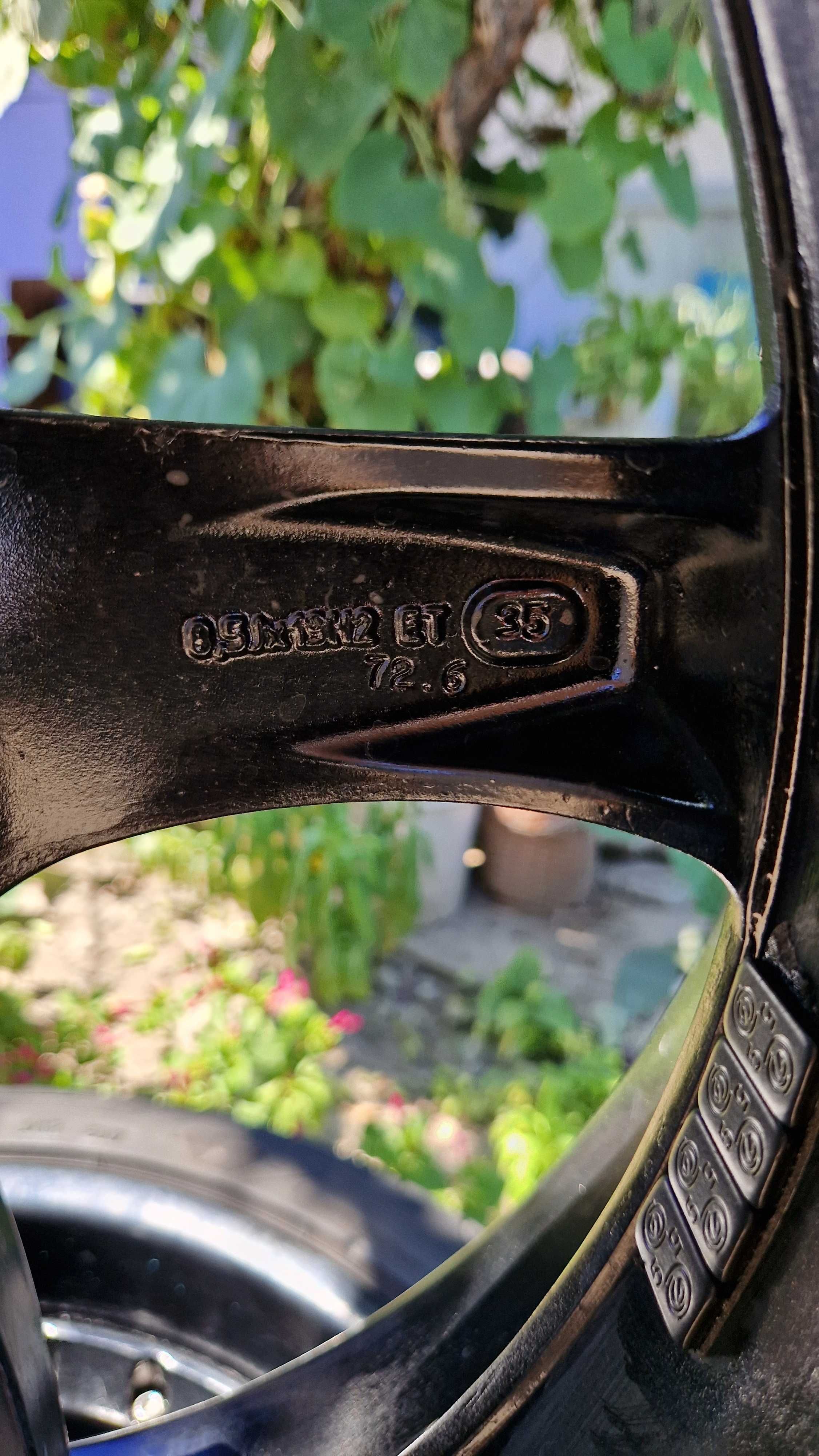 BMW  спорт пакет 19 цола 255/35/19 8,5J и 9,5J ET35