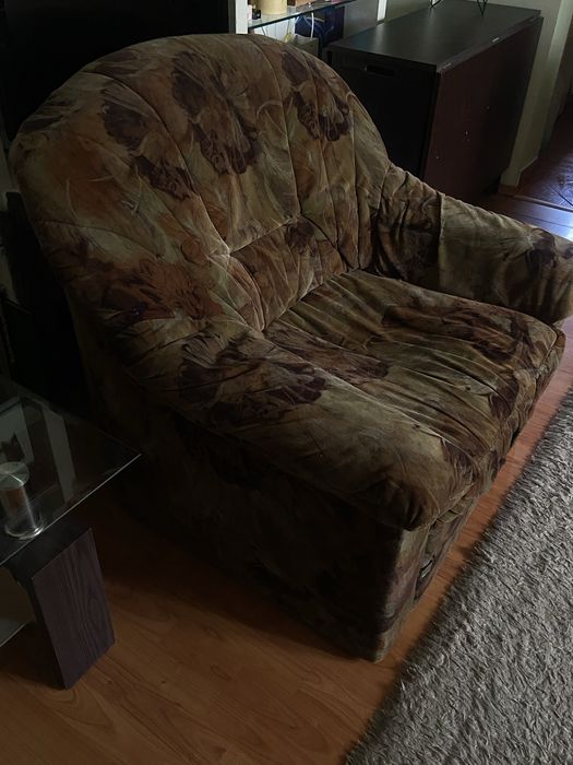 Vand foroliu culoare inchisa