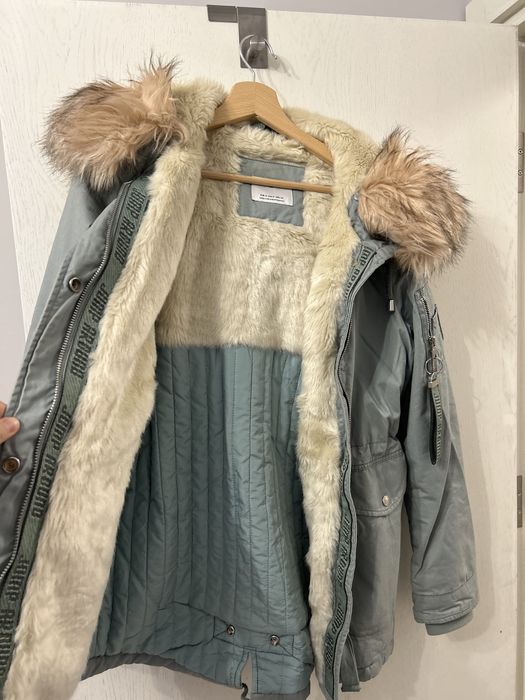 Дамско яке тип “парка” bershka