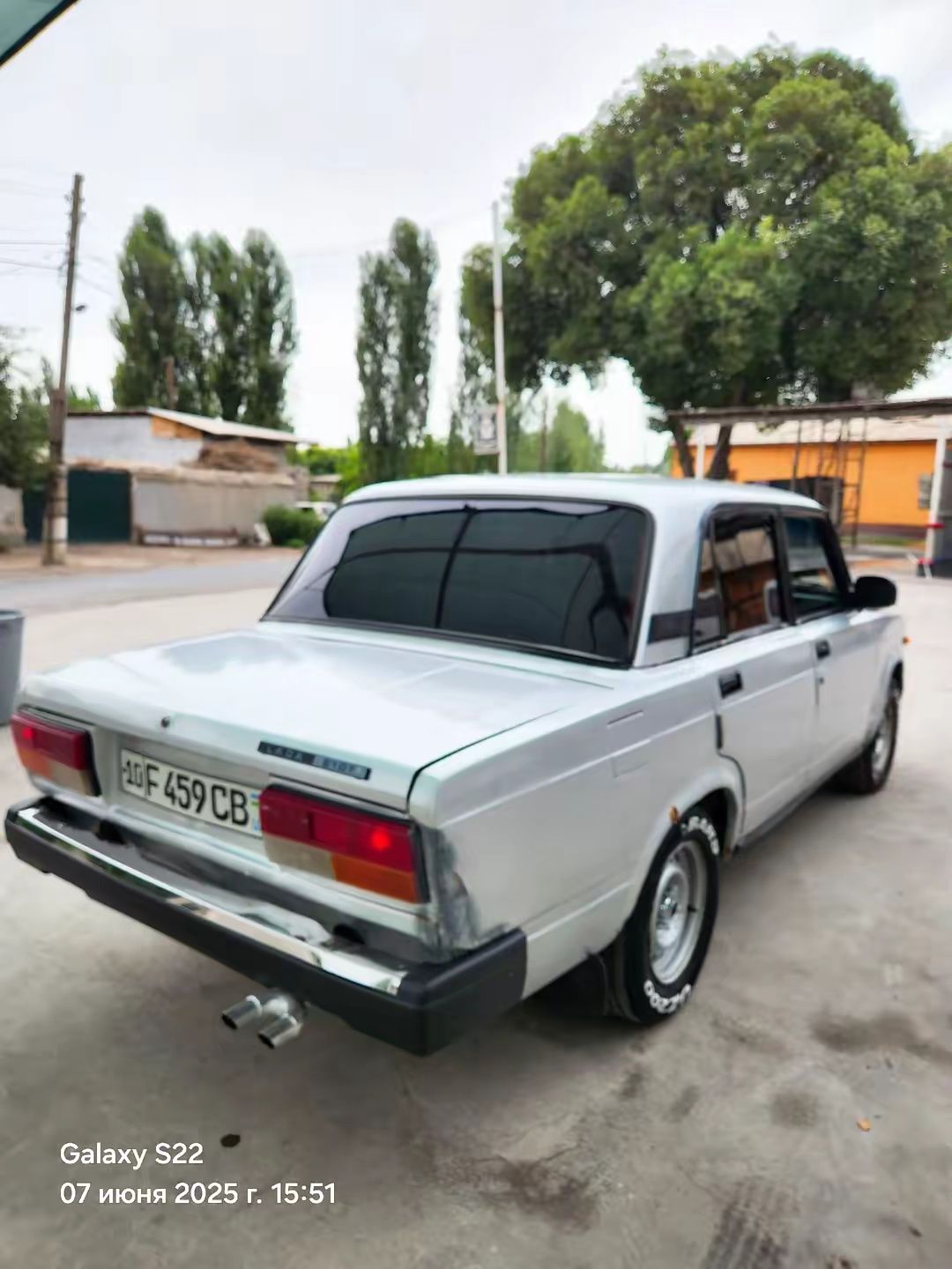Baz 2107 Sotiladi