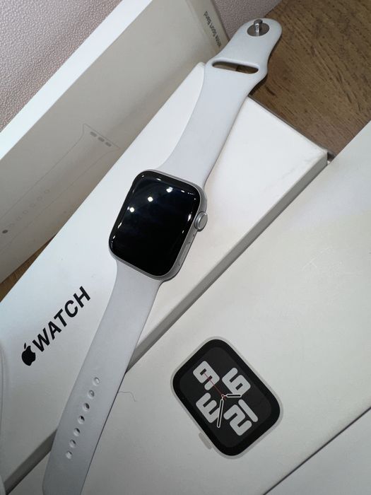 Apple watch SE 44mm сатылады! Почти новый!