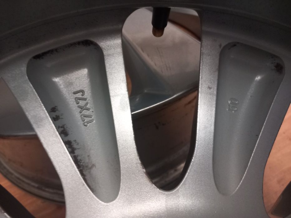 Jante honda r17 5x114.3 et 50
