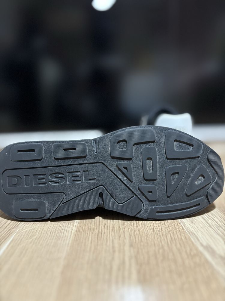 Мъжки обувки DIESEL S-SERENDIPITY LIGHT(подобен модел на Dior b22)