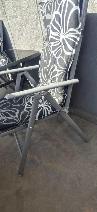 Masa pliabila + 2 scaune