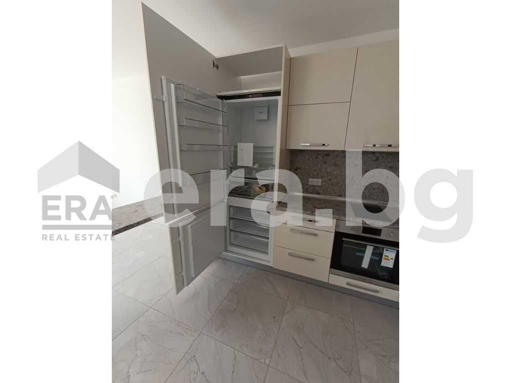 Дава се под наем Тристаен апартамент в Варна, м-т Траката - 100 кв.м за 228000 € - Снимка #3
