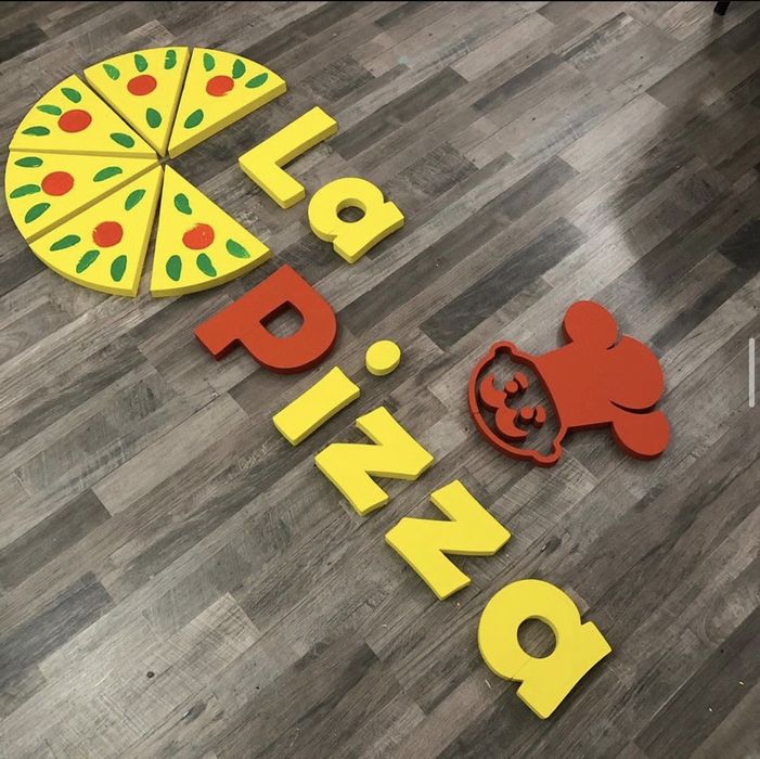 Facem grafica pentru meniuri pliante afise carti de vizita