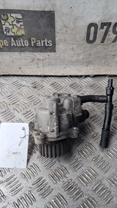 pompa injectie VW Passat B8 2.0 TDI CRLB cod 04L130755E / 0445010538