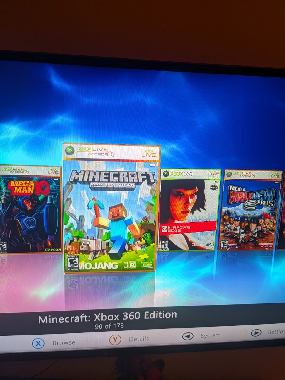 Xbox 360 500GB Aurora 170 игри цели качени на харда