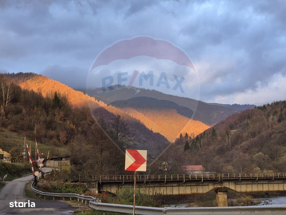 Casă / Vilă cu 7 camere de vânzare