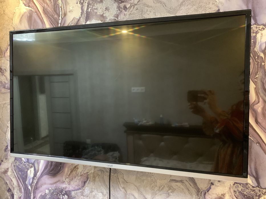 Televizor Artel 43 dyum