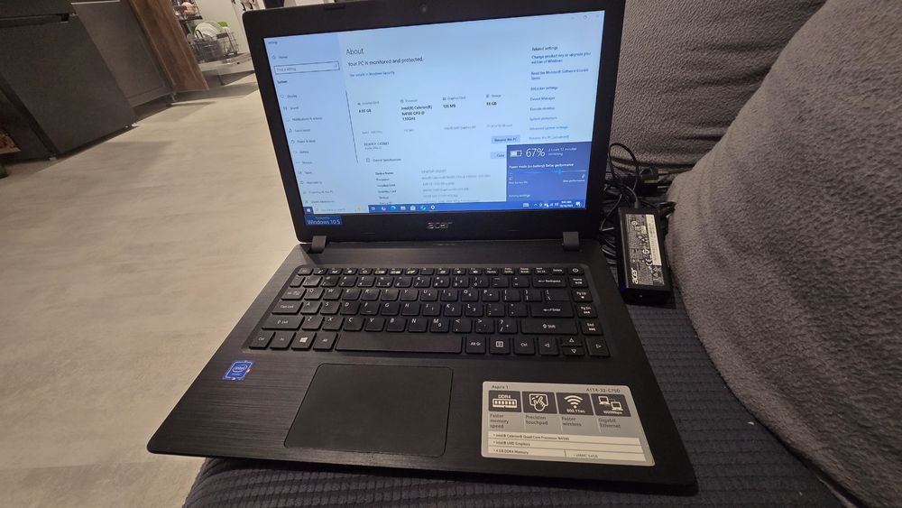 Acer Aspire 1 A114