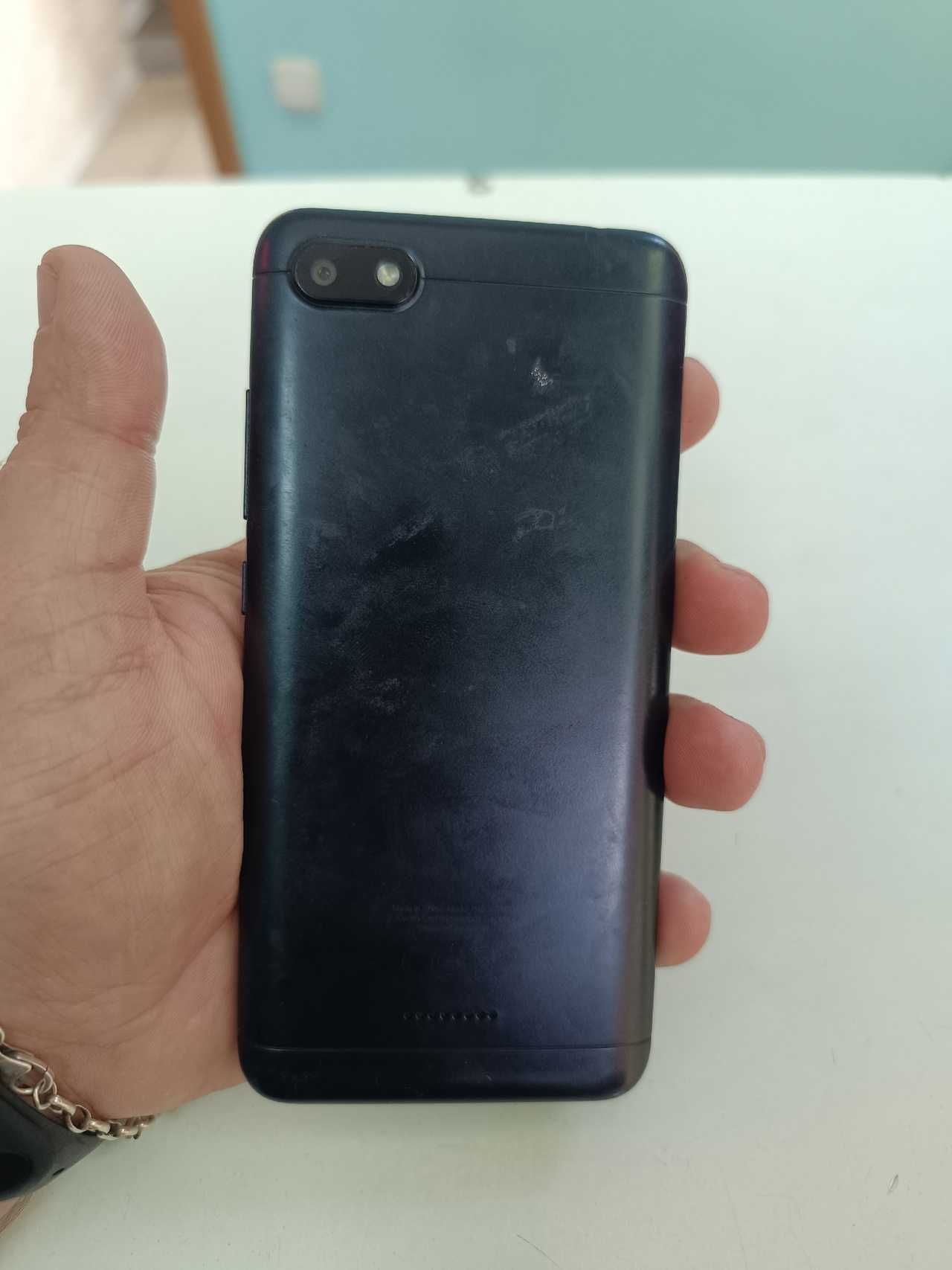 Продам смартфон Redmi 6A в отличном состоянии, все работает