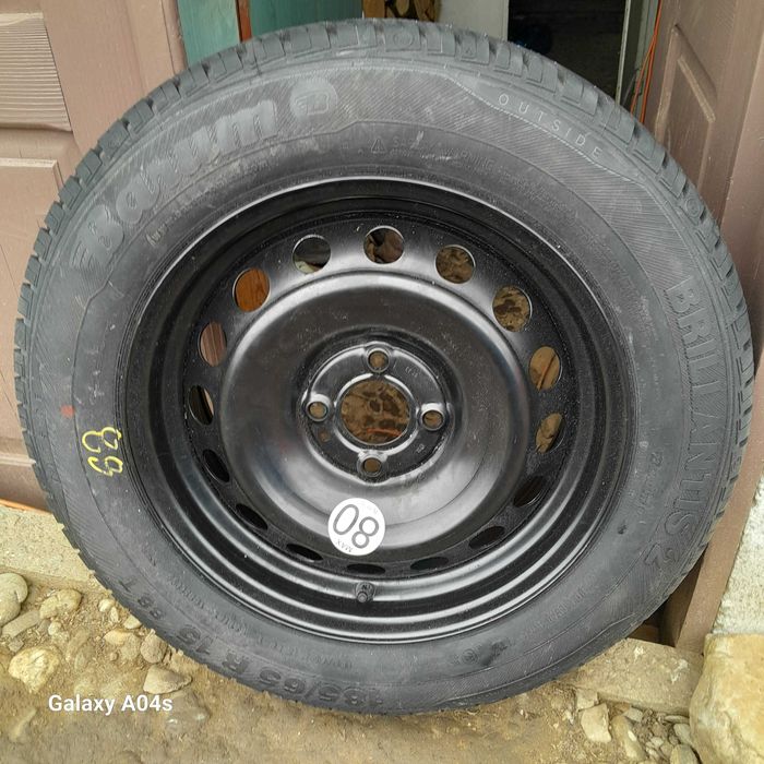 Vand roata fosta rezerva Sandero