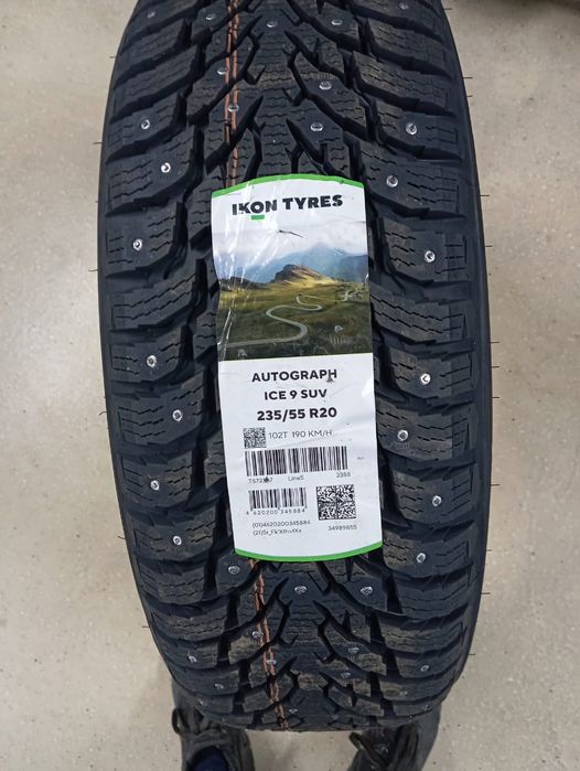 Зимняя резина Ikon autograph 9 SUV 235/55 R20 новая