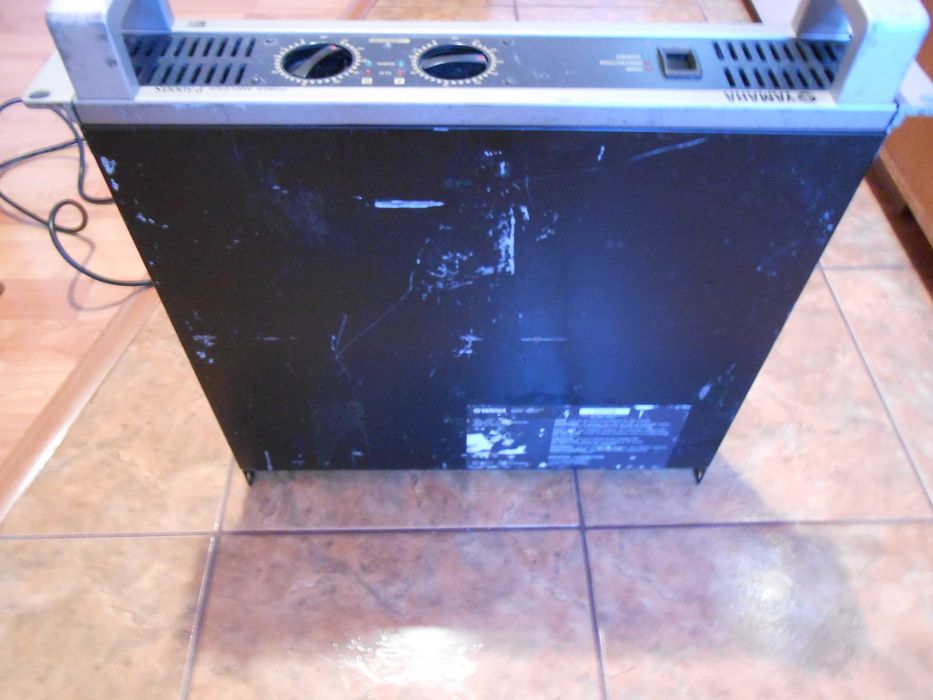 Amplificator Yamaha P 5000 defect,ca Behringer,Qsc,Mackie,RCF,FBT