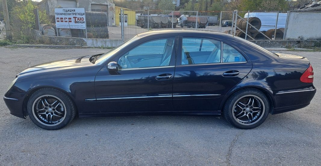 Лява дясна врата Меецедес Е W211 Mercedes E class предна задна