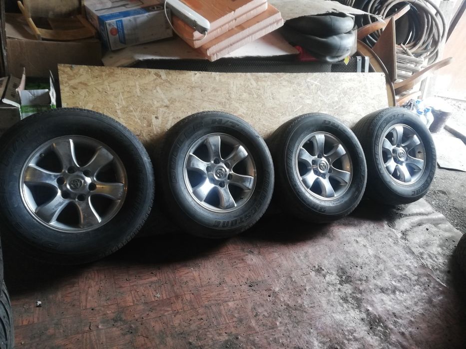 Комплекты оригинальных дисков и шин