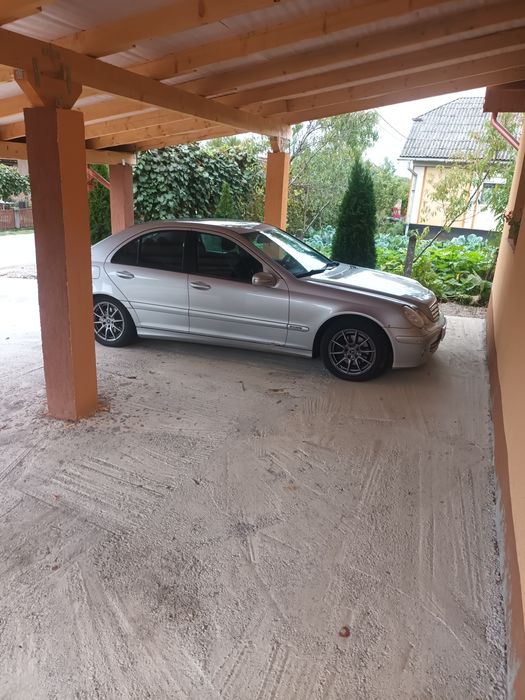 Schimb sau vând  mercedes