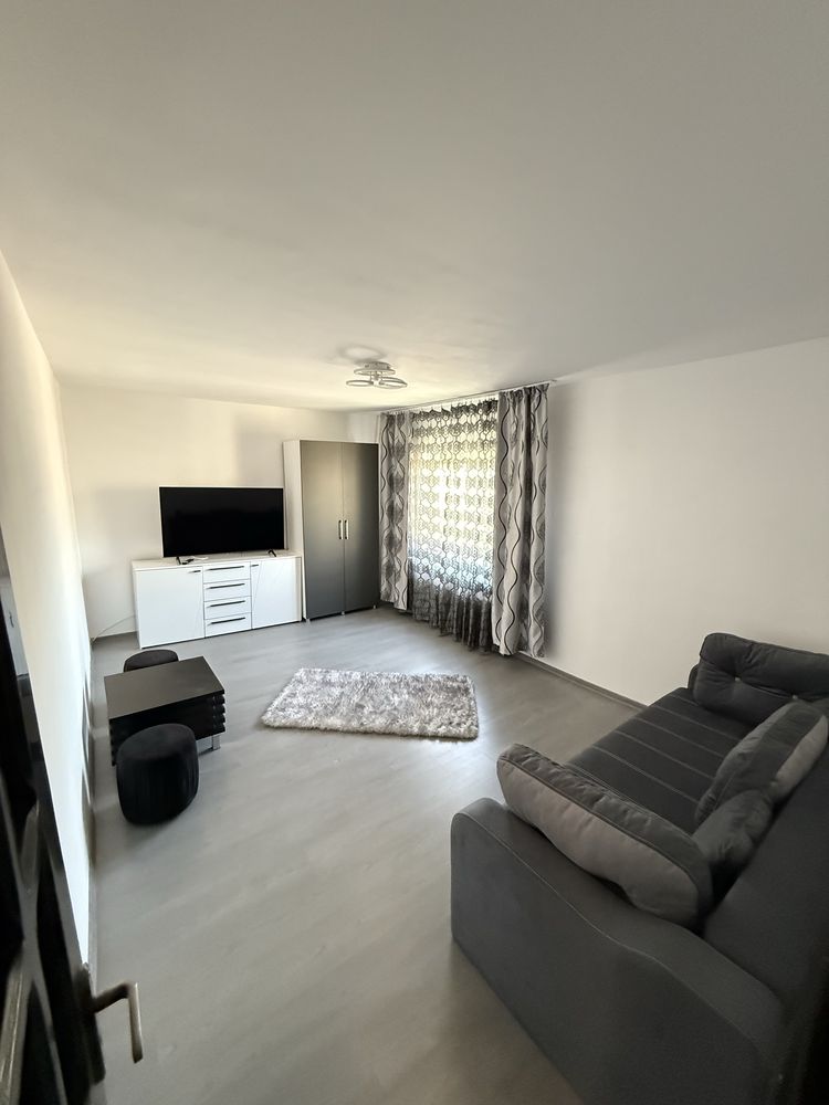 Inchiriez apartament regim hotelier  2 camere