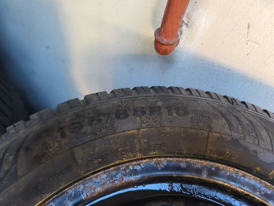 Roti cu cauciucuri M+S iarna R15 și R16 Passat/Touran/Golf/Audi