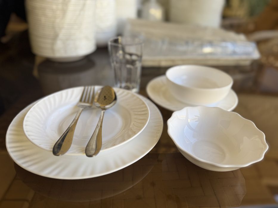 Продается посуда комплект