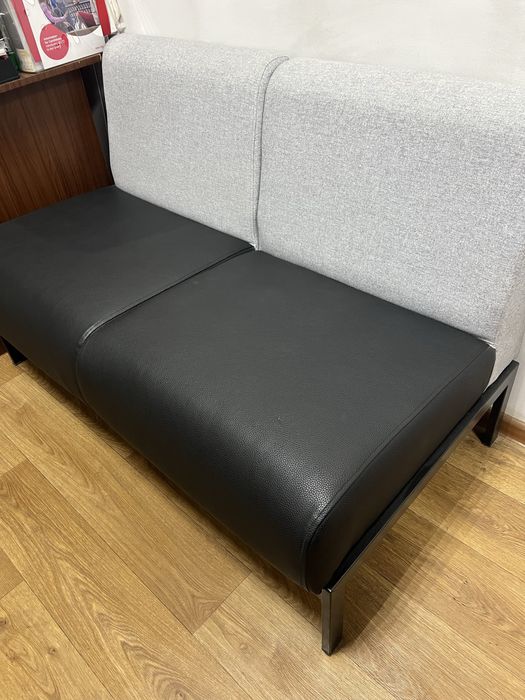 Продается диван для офиса