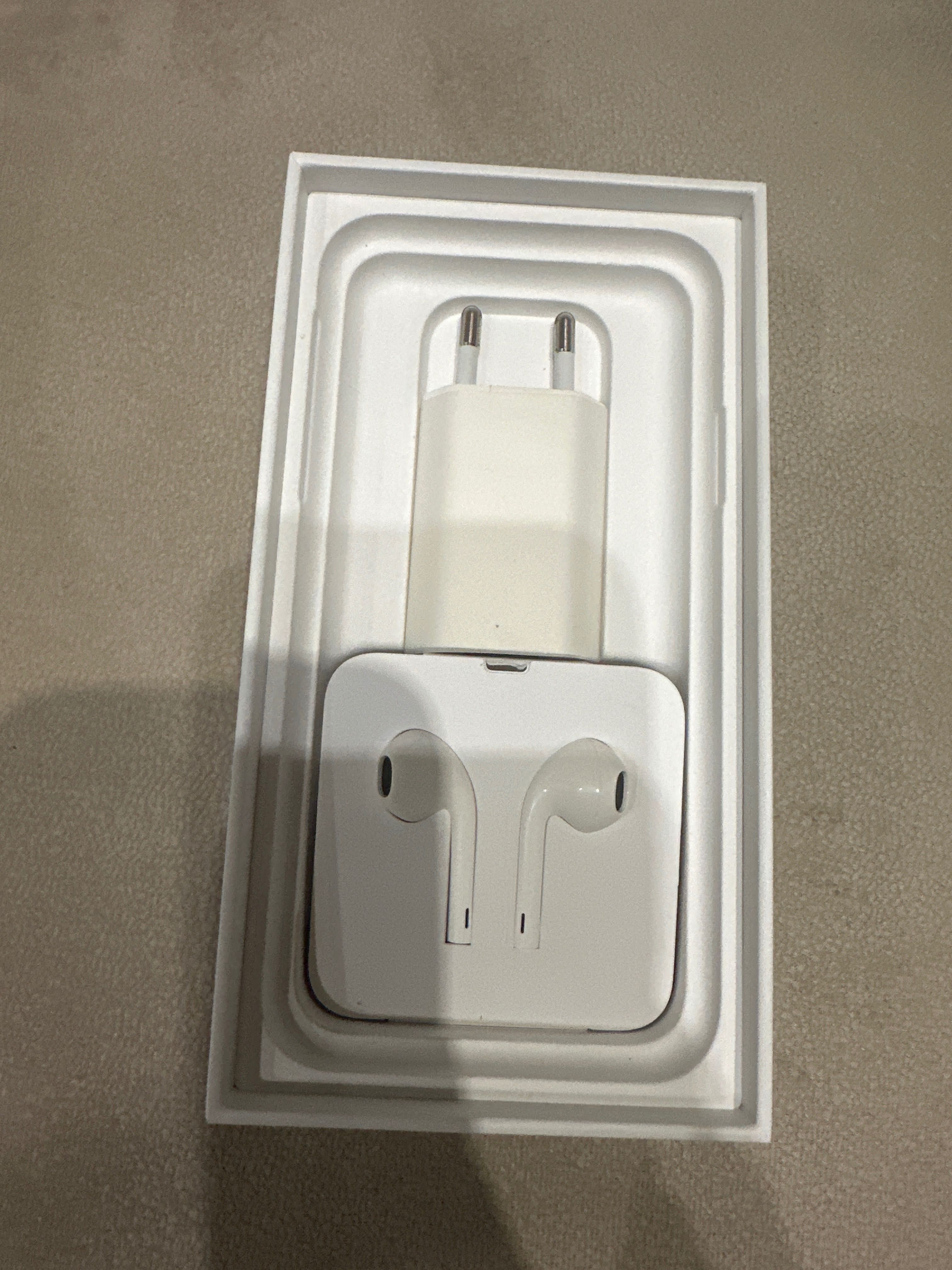 iPhone XS без забележки